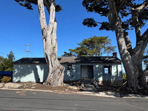 1046 Balboa Ave, Pacific Grove, CA, 93950 | Card Image