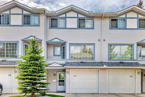 104 Kingsland Court Sw, Calgary, AB, T2V0S2 | Card Image