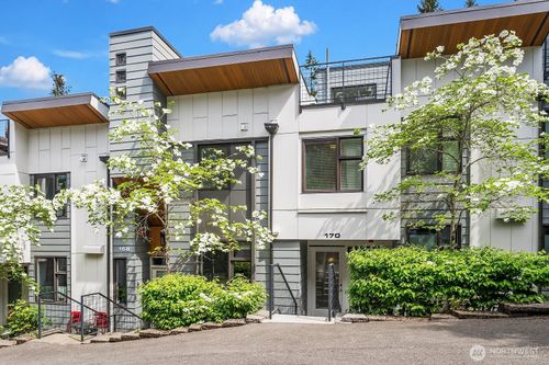 170 107th Ct Se, Bellevue, WA, 98004-5087 | Card Image