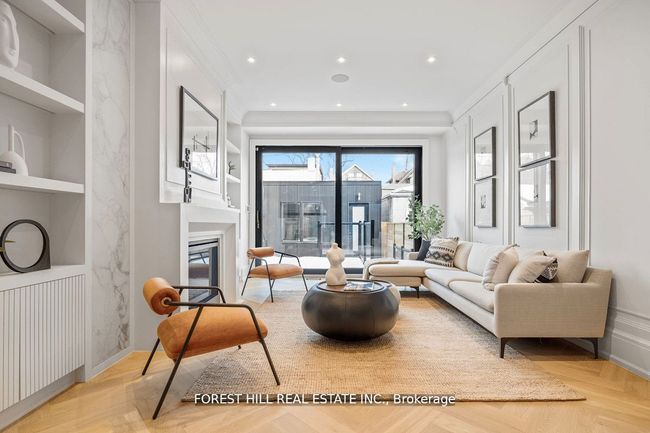 437 Euclid Ave, House attached with 5 bedrooms, 6 bathrooms and null parking in Toronto ON | Image 11