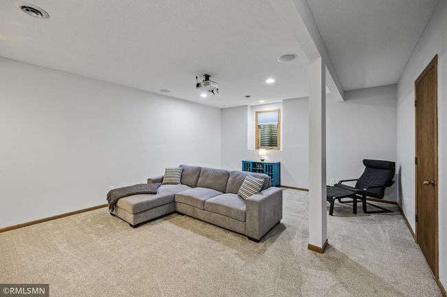 10069 Fox Run Rd, House other with 4 bedrooms, 3 bathrooms and null parking in Woodbury MN | Image 36