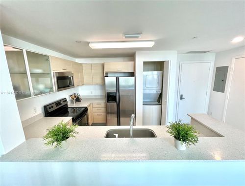 apt-709-350 Ne 24th St, Miami, FL, 33137-4876 | Card Image