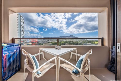 2114-229 Paoakalani Ave, Honolulu, HI, 96815-3764 | Card Image