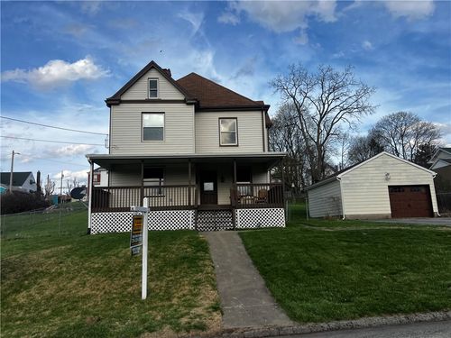 9 Cort St, Washington, PA, 15301-3929 | Card Image