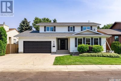 426 Delaronde Rd, House other with 5 bedrooms, 4 bathrooms and null parking in Saskatoon SK | Image 1