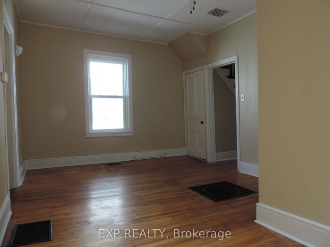 231 Water St W, House other with 3 bedrooms, 2 bathrooms and 1 parking in Cornwall ON | Image 10