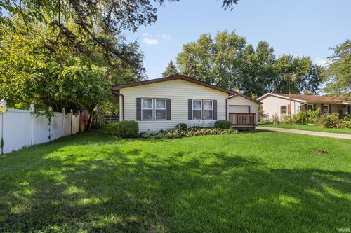 710 Thunderbird Dr, New Carlisle, IN, 46552 | Card Image