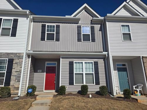 123 Blakely St, Clayton, NC, 27520-5150 | Card Image
