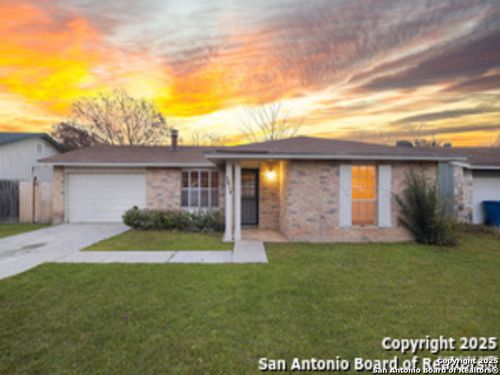 5814 Cliffdale Dr, San Antonio, TX, 78250-3936 | Card Image