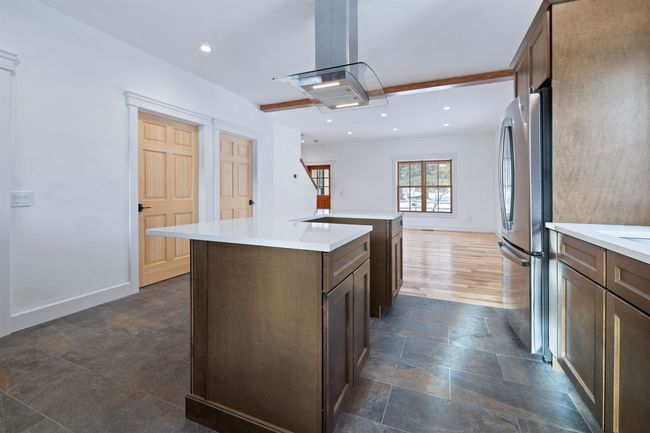 38 Jamesons Flts, Condo with 3 bedrooms, 3 bathrooms and null parking in Manchestr Ctr VT | Image 21