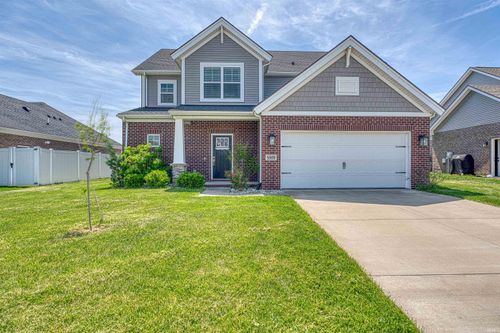5509 Camden Dr, Newburgh, IN, 47630-7320 | Card Image