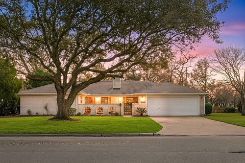 1719 Alta Vista Dr, Alvin, TX, 77511-3001 | Card Image