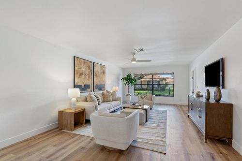 b-4580 Rosewood Tree Ct, Boynton Beach, FL, 33436-1246 | Card Image