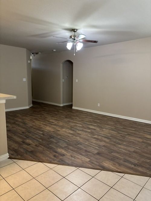 203 Commonwealth Cir, Waxahachie, TX, 75165-5965 | Card Image