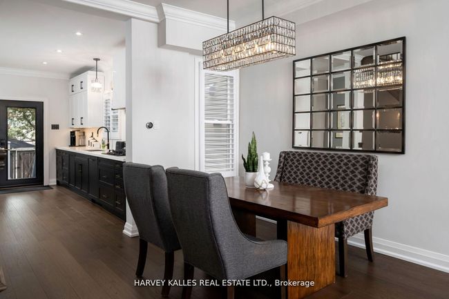 65 Tiverton Ave, House other with 3 bedrooms, 2 bathrooms and 2 parking in Toronto ON | Image 9