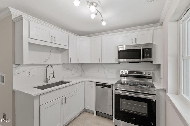 2705 Crest St Apt 3 [2353388]_17 | Image 6