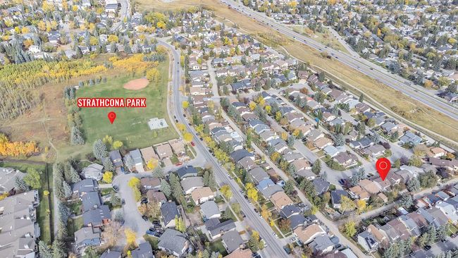 116 Strathcona Close Sw, House other with 4 bedrooms, 4 bathrooms and 4 parking in Calgary AB | Image 33