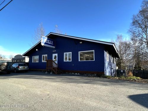 L-5, 6, 7 Old Seward Hwy, Anchorage, AK, 99518 | Card Image