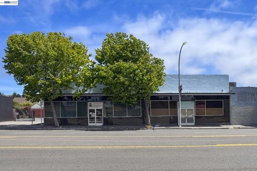 12230 San Pablo Ave, Richmond, CA, 94805-2453 | Card Image