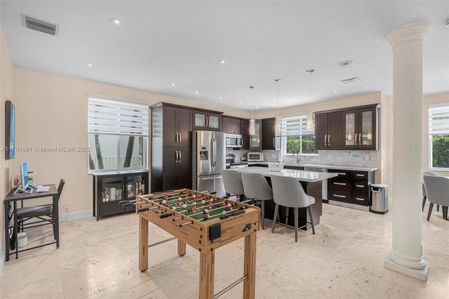 943 Golden Cane Dr, House other with 4 bedrooms, 4 bathrooms and null parking in Weston FL | Image 17