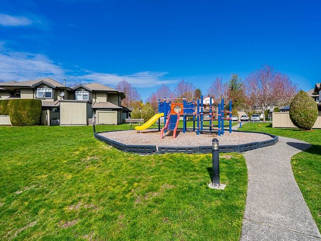1 - 11737 236 Street, Townhouse with 3 bedrooms, 2 bathrooms and 3 parking in Maple Ridge BC | Image 27