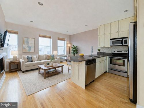 apt-301-2300 18th St Nw, WASHINGTON, DC, 20009-1898 | Card Image