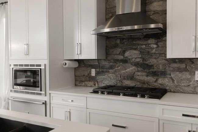 12134 Valley Ridge Dr Nw, House other with 4 bedrooms, 4 bathrooms and 6 parking in Calgary AB | Image 14