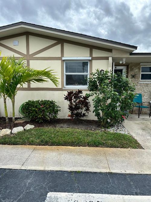 h-2847 Ashley Dr W, West Palm Beach, FL, 33415-8532 | Card Image