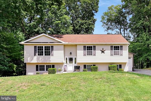 516 Coyote Dr, AUBURN, PA, 17922-9550 | Card Image