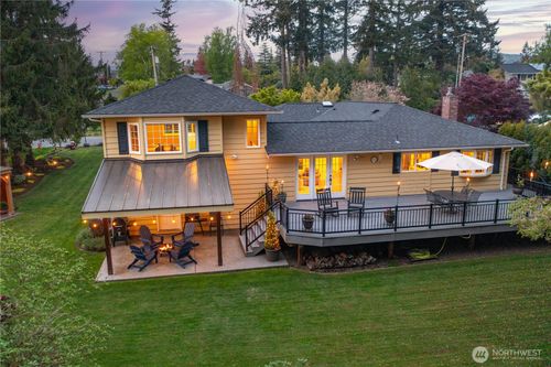 1943 Lake Crest Dr, Bellingham, WA, 98229-4510 | Card Image