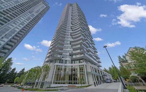 13768 100 Ave, Surrey, BC, V3T0V2 | Card Image