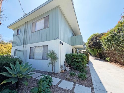 2019 Bath St, Santa Barbara, CA, 93105-4336 | Card Image
