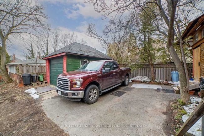 222 Hess St S, House other with 4 bedrooms, 2 bathrooms and 3 parking in Hamilton ON | Image 31