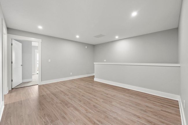 27 Lane 345 Crooked Lk, Condo with 3 bedrooms, 3 bathrooms and null parking in Angola IN | Image 10