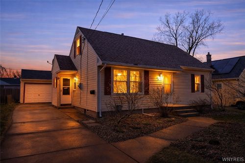 65 6th Ave, Lancaster, NY, 14086-3018 | Card Image