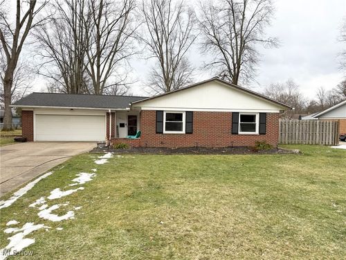 28549 Holly Drive, North Olmsted, OH, 44070 | Card Image