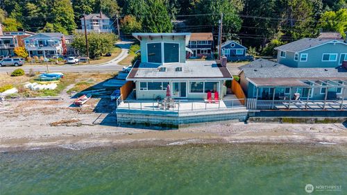 107 Utsalady Rd, Camano Island, WA, 98282-7211 | Card Image
