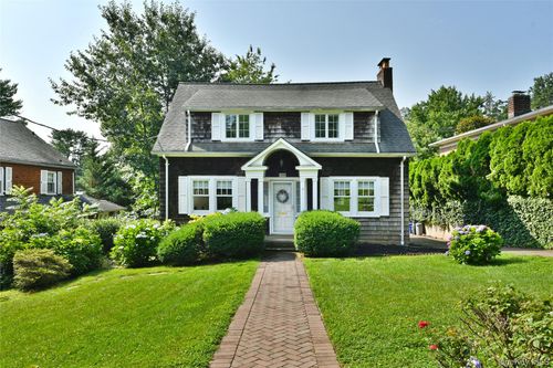308 38th Rd, Little Neck, NY, 11363-1320 | Card Image