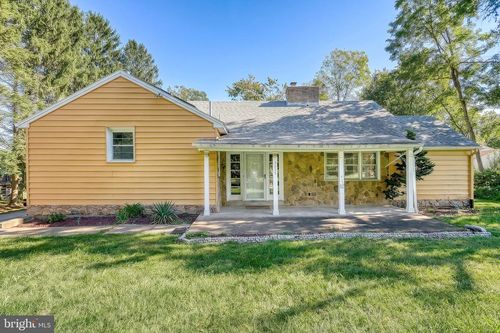 3625 Crooked Hill Rd, HARRISBURG, PA, 17110-9578 | Card Image