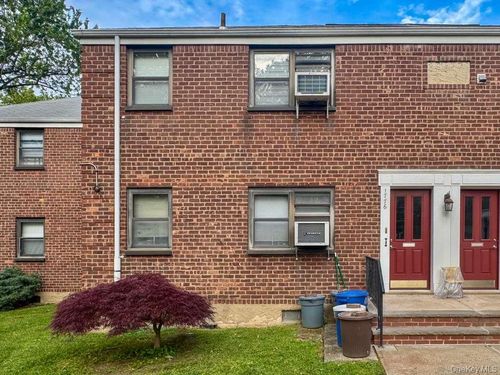 fl-2-17-76 166 St, Whitestone, NY, 11357 | Card Image