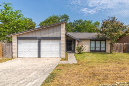 5955 Oak Run St, San Antonio, TX, 78247-1357 | Card Image
