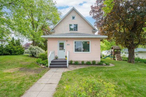 303 Broadway, Hanska, MN, 56041-7709 | Card Image