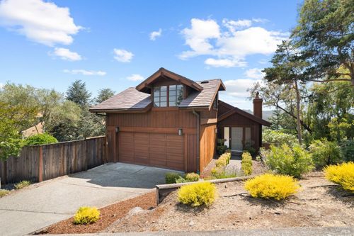 45 Wimbledon Way, San Rafael, CA, 94901-1048 | Card Image