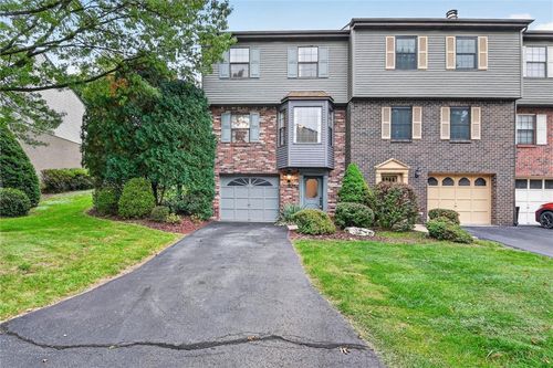7440 Lighthouse Pt, Pittsburgh, PA, 15221-2583 | Card Image