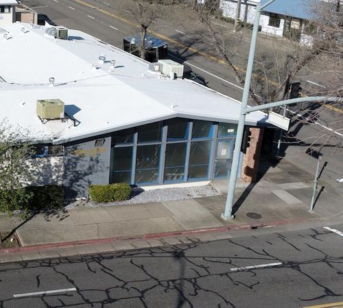 1300 Court St, Redding, CA, 96001-1635 | Card Image