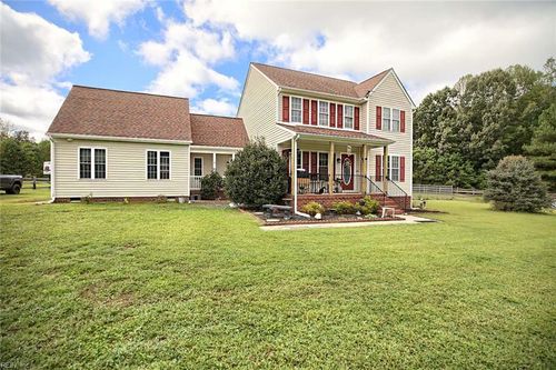 10 Mann Hill Farm Ct, West Point, VA, 23181-3122 | Card Image