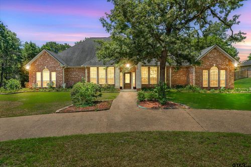 690 County Road 2310, Mineola, TX, 75773-3606 | Card Image