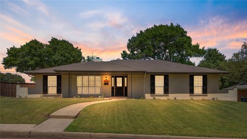1924 Dakar Rd E, Fort Worth, TX, 76116-2039 | Card Image