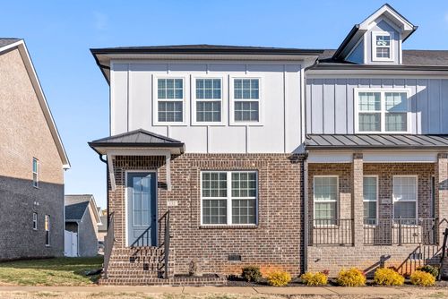 132 Savannah Ave, Pleasant View, TN, 37146-7164 | Card Image