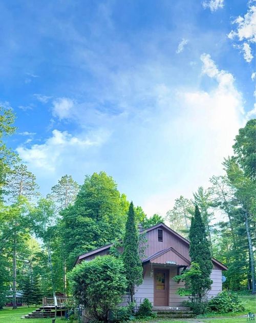 9292 E Evergreen Ave, Solon Springs, WI, 54873-8029 | Card Image